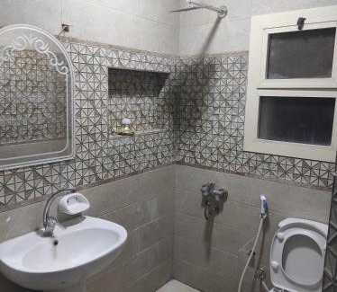 Zafarana Villa | فيلا مستقلة بقرية نيو فينسيا العين السخنة