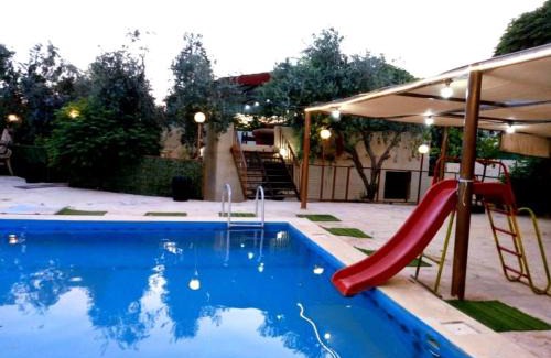 Amman Ski Chalet | مزرعة وشاليه السلطانة مرج الحمام