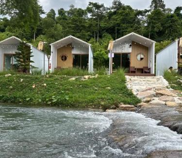 Kaeng Khoi Other | ชิลล์ แคมป์ ชะอม