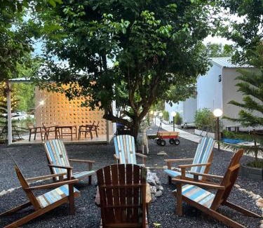 Kaeng Khoi Other | ชิลล์ แคมป์ ชะอม