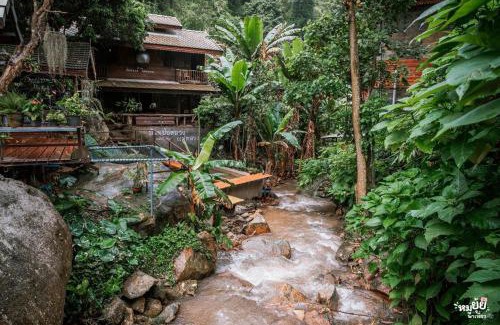 Mae Kampong House | บ้านป้อหลวงแม่หลวง แม่กำปอง Baanporluangmaeluang Maekampong