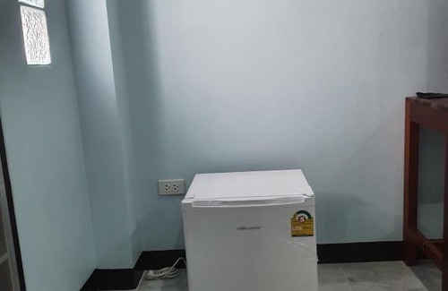 Khon Kaen Apartment | บ้านรชพนธ์ by Tae