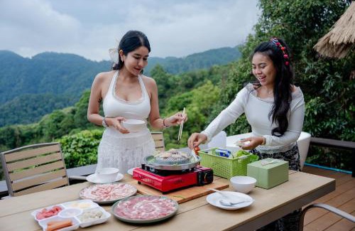 Mae Sai Ski Chalet | ม่านหมอก ผาฮี้