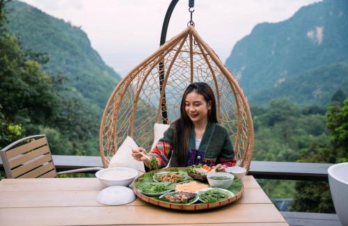 Mae Sai Ski Chalet | ม่านหมอก ผาฮี้