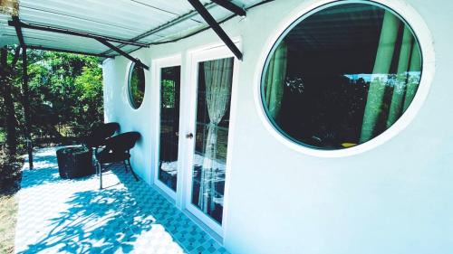 Wang Nam Khiao House | อุ่นฟ้าอิงดาว Minimal