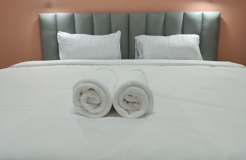 Phetchaburi Hotel | โรงแรม เดอะพีช/The Peach hotel