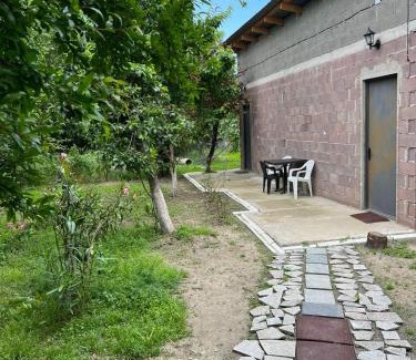 Tsqaltubo Apartment | მეგრული ეზო