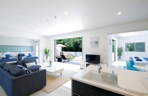 Nakijin Villa | ペットOK！ビーチサイドのジャグジー付き贅沢空間 ~The Kouri~