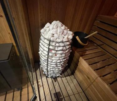 Hojo House | ロウリュウサウナとアイスバスのあるラグジュアリー貸別荘