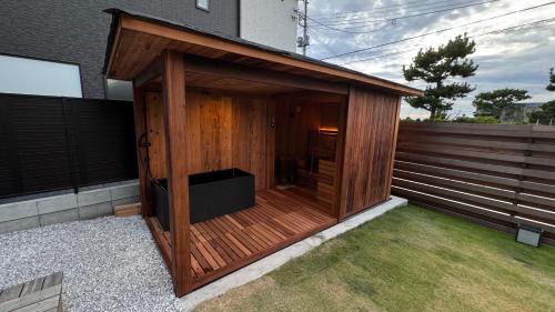 Hojo House | ロウリュウサウナとアイスバスのあるラグジュアリー貸別荘