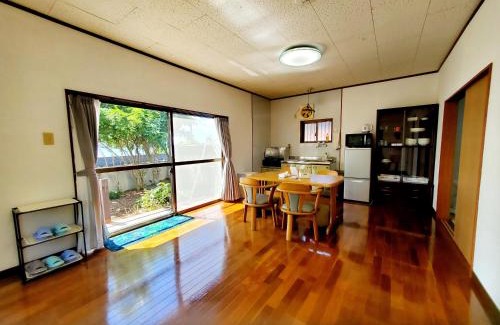 Akagina Apartment | 一棟貸し みじょら しーばなコテージ