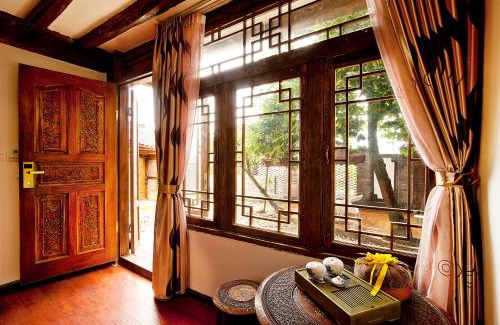Dayan Old Town Hotel | 丽江慕云堂观景客栈Lijiang Muyuntang View Hotel