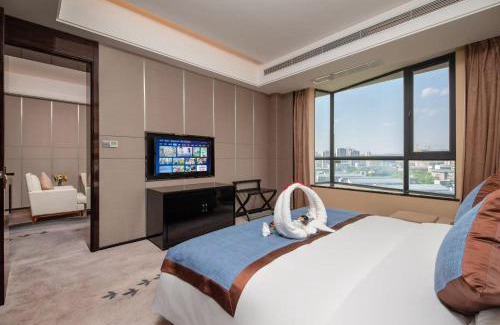 Chenggong County Hotel | 云南丽水云泉大酒店