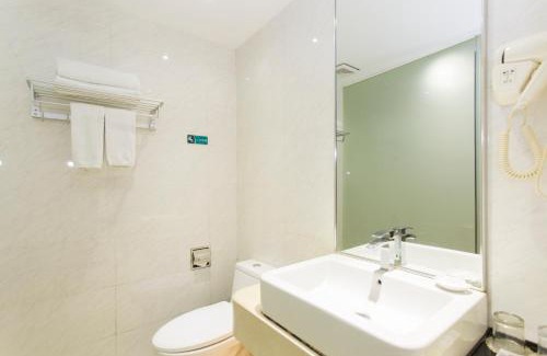 East Huanshi Road Hotel | 凯旋龙酒店广州区庄地铁站店 广交会期间免费穿梭巴士