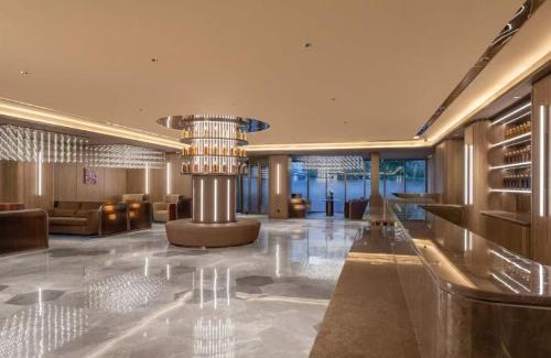 North Chaoyang Hotel | 北京奥体中心鸟巢桔子水晶酒店