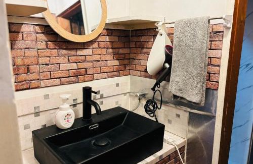 Miyakami House | 古民家ゲストハウス SLOW HOUSE yugawara