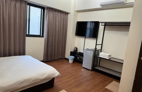 University District House | 台中向日葵