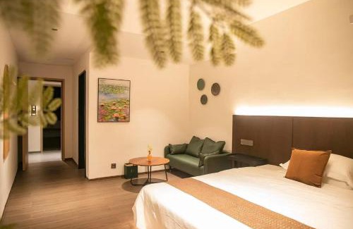 Wulingyuan Hotel | 四时了了民宿