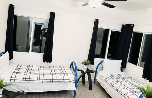 North Clairemont House | 新建独立屋Newly Constructed Home 4B2B by UCSD LaJolla DelMar SeaWorld Zoo