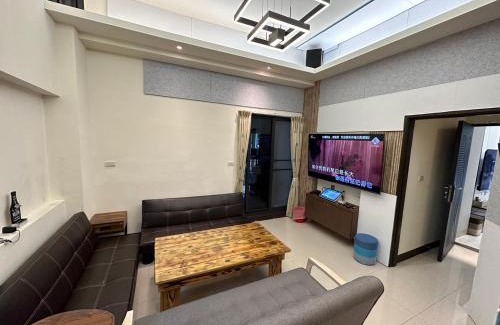 Hengchun House | 日沐澄旅 l 家人聚會 l 烤肉 l 戲水池 l 電動麻將 l KTV l 影音TV