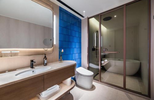 Xiaoshan Hotel | 杭州萧山建设三路桔子水晶酒店