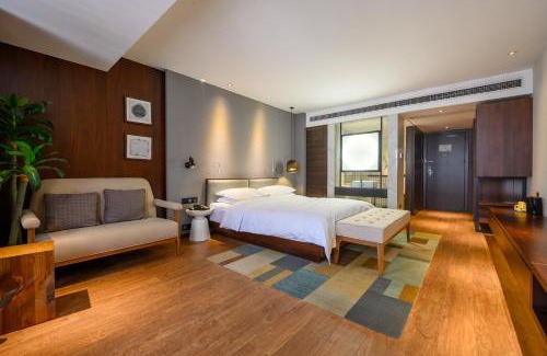 Jiang Bei Hotel | 珠江国际江景酒店北滨路洪崖洞夜景店 Skyline Curated Hotel