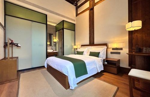 Three Lanes and Seven Alleys Hotel | 福州三坊七巷安民半舍文化酒店Fuzhou Sanfang Qixiang Anmin Banshe Cultural Hotel