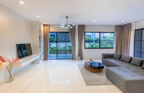 Ko Kaeo Villa | 精品五卧住宅 英国国际学校隔壁 高端社区