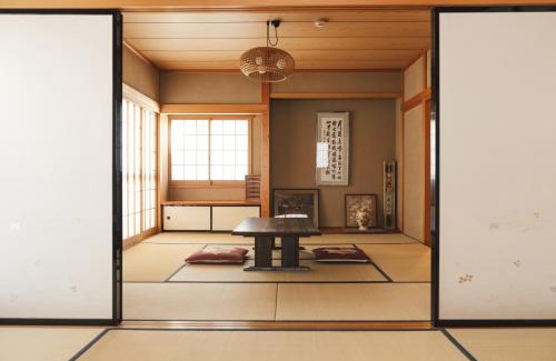 Kobuchisawacho Villa | 菖栖庵 八ヶ岳 一棟貸し