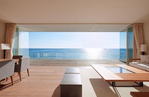 Yokosuka Villa | 葉山 Syla Hotel Zushi-Hayama