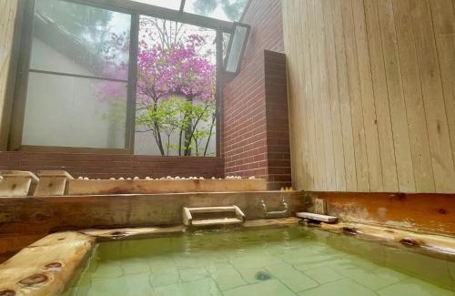 Chino Hotel | 蓼科温泉豪族の館大東園