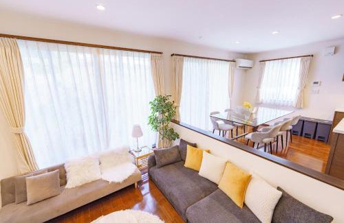 Toyohashi Apartment | 豊橋民泊最大10名様駐車場1台無料2台目相談可