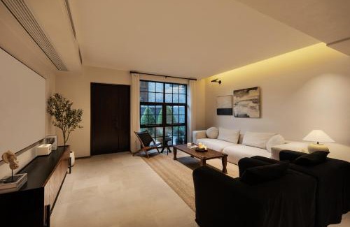 Yuzhong Villa | 重庆山南雨江景别墅酒店