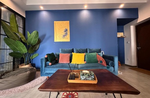 Yuzhong Apartment | 重庆贰墨民宿新锐店