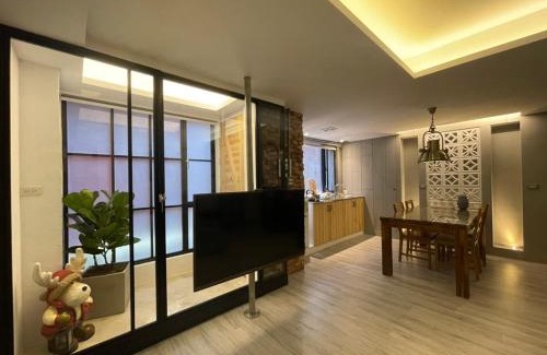 West Central District House | 阡陌-放房間民宿