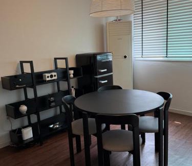 Seolcheon-myeon Apartment | 강남구 논현동 신규 숙소 #9호선 언주역 1분거리 #투룸 #6인가능