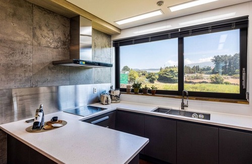 Downtown House | 공항과 시내가 가까운 위치 좋은 곳