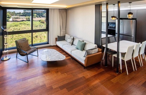 Downtown House | 공항과 시내가 가까운 위치 좋은 곳