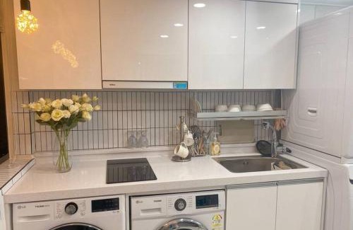 Gwanak-gu Apartment | 라움stay #신림역2min #공항버스1min #강남홍대20min