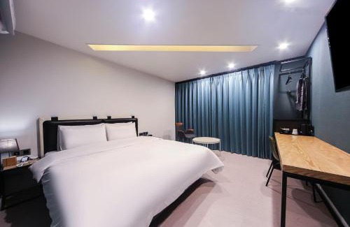 Daeyeon-dong Hotel | 온나 호텔 대연동 부산 Daeyeon ONNA Hotel Daeyeon Busan