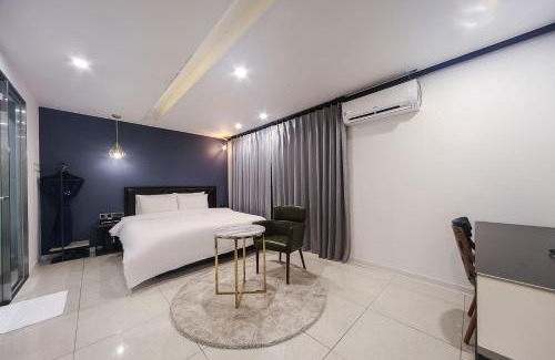 Daeyeon-dong Hotel | 온나 호텔 대연동 부산 Daeyeon ONNA Hotel Daeyeon Busan