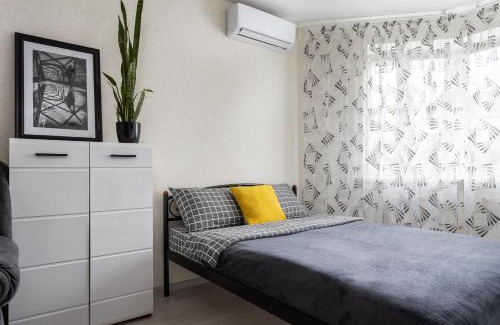 Lesniki Apartment | 0131 квартира ЖК Щасливий, укриття в комплексі