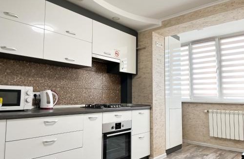 Lesniki Apartment | 0147 квартира ЖК Щасливий, укриття в комплексі