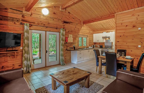 Freehay Ski Chalet | 1 bedroom accommodation in Freehay, Cheadle