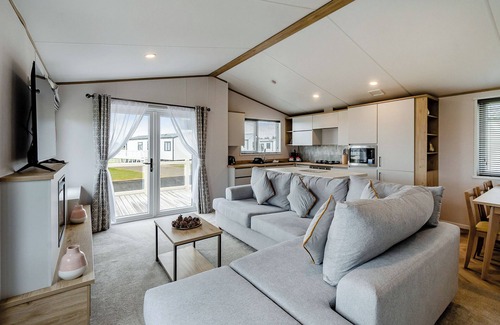 Hornsea Ski Chalet | 1 bedroom accommodation in Hornsea