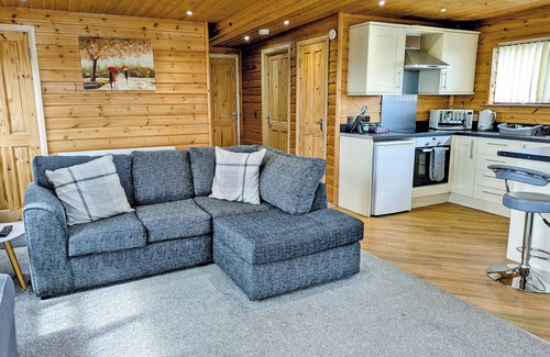 Ely Ski Chalet | 1 bedroom accommodation in Ely