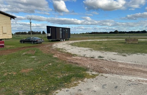 Deakin House | 1 Bedroom Private Vacation Home In Tongala