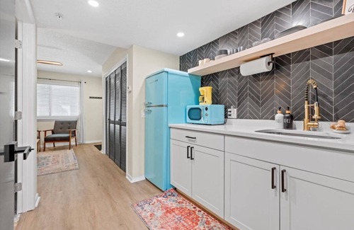 Atlantic Beach Apartment | 1 Block from AB TownCenter: Coquina House Mob. Acc
