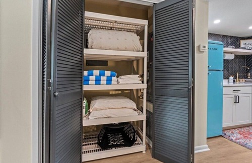 Atlantic Beach Apartment | 1 Block from AB TownCenter: Coquina House Mob. Acc
