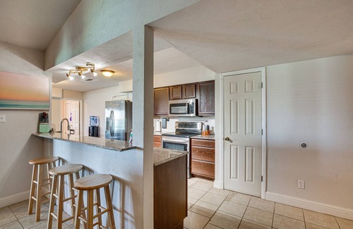 Garland House | < 1 Mi to Lake Ray Hubbard: Home w/Patio!